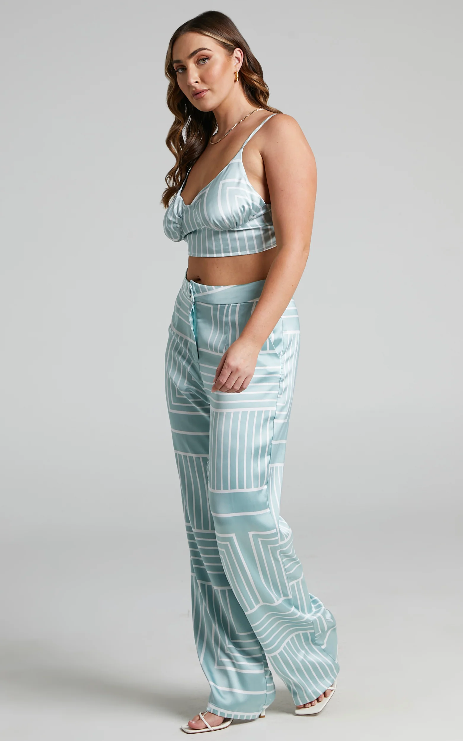 4th & Reckless - Francesca Top in Sage Print - Image 3