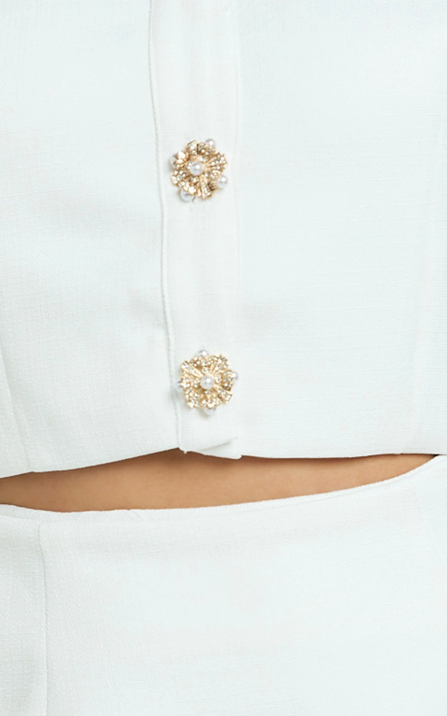 Addington Two Piece Set - Boucle Cap Sleeve Crop Jacket And Fitted Mini Skirt in White - Image 2