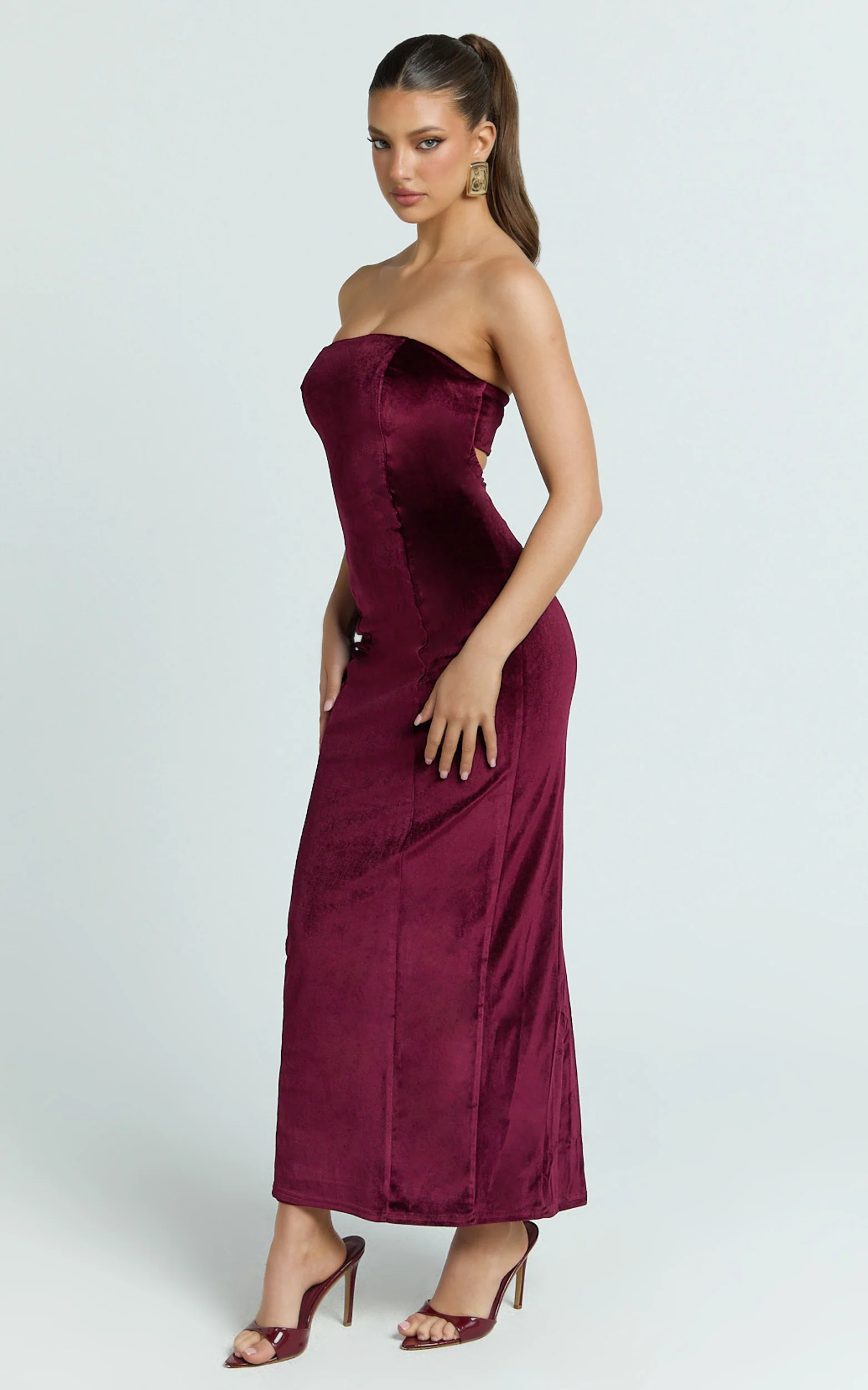 Cartia Midi Dress - Velvet Strapless Bodycon Dress in Wine - Image 2