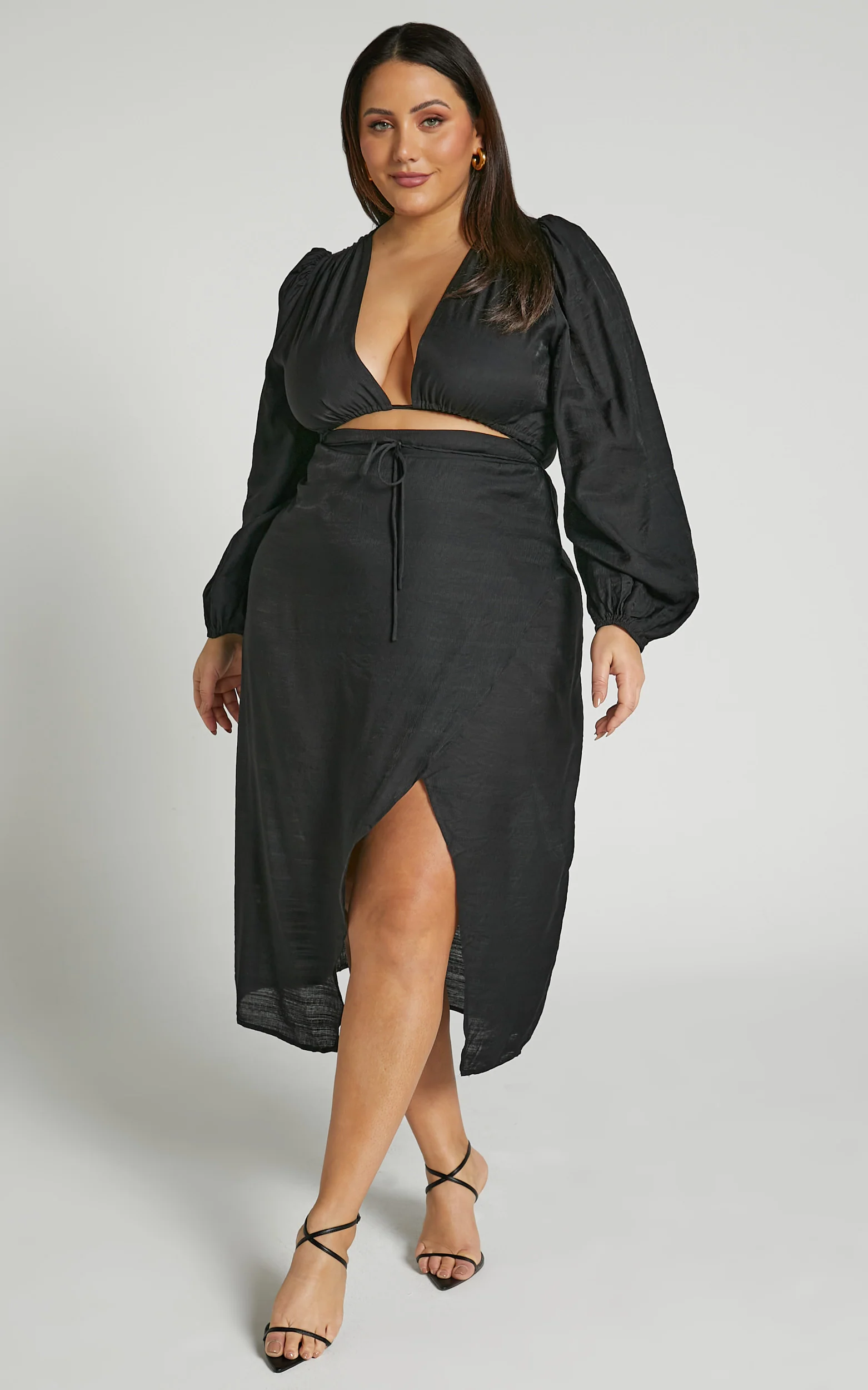 Demieh Midi Dress - Front Cut Out Long Sleeve Dress in Black - Image 6
