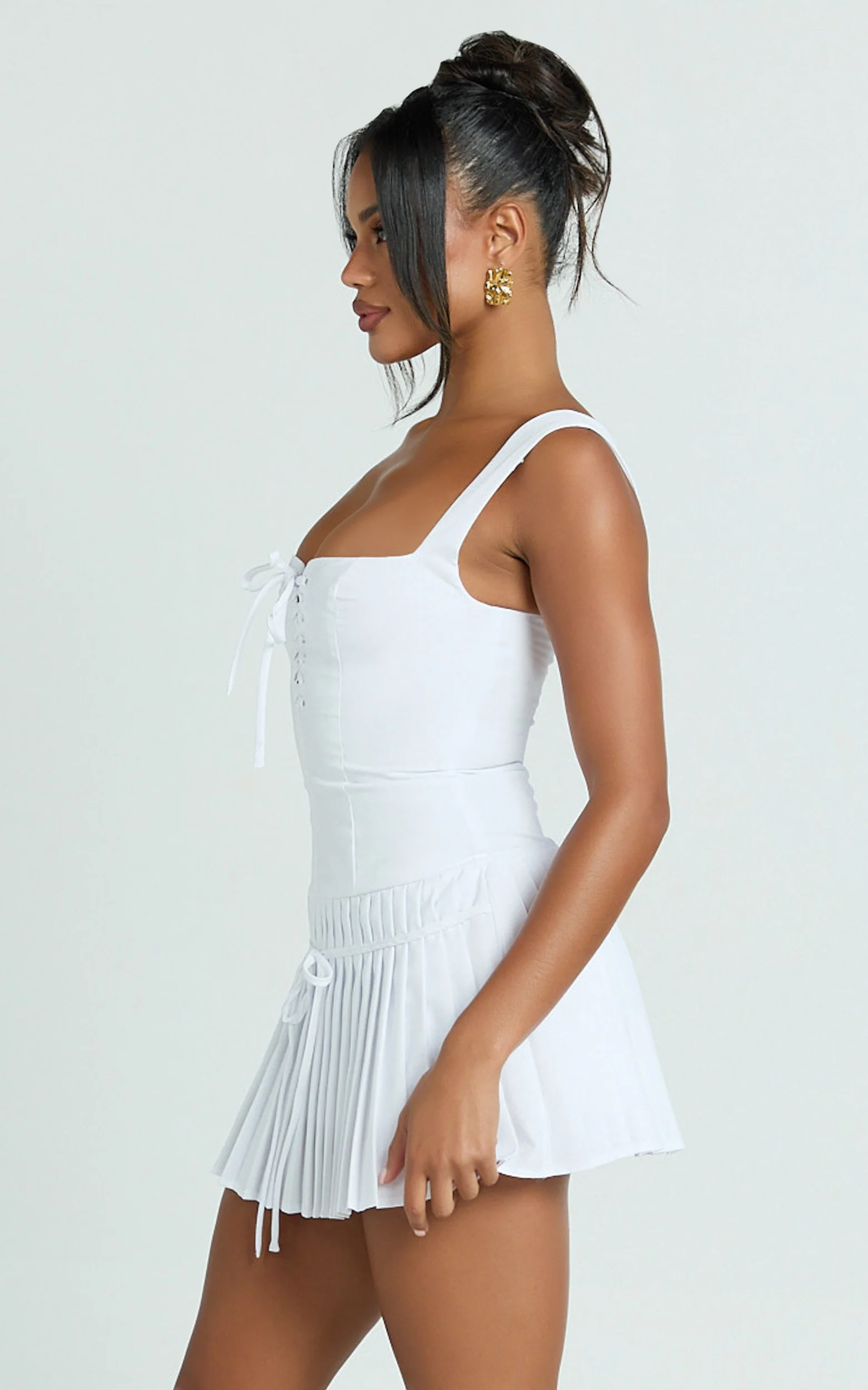 Fraida Mini Dress - Lace Front Dropped Waist Pleated Dress in White - Image 5
