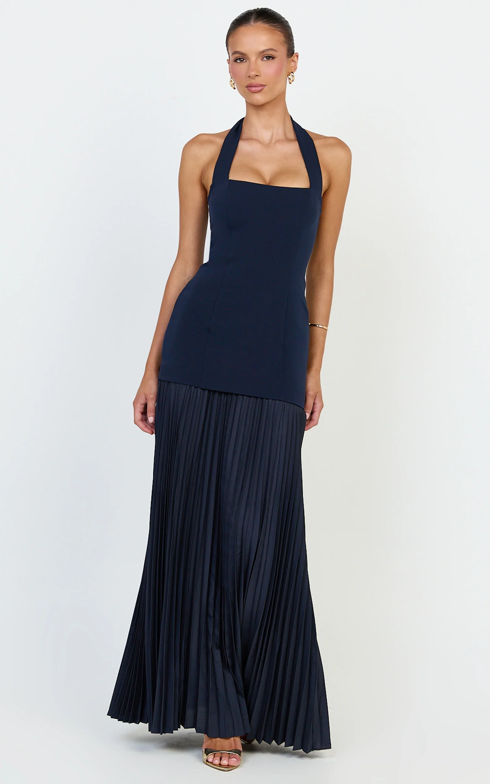 Loretta Maxi Dress - Contrast Halter Neck Pleated Dress in Navy - Image 3