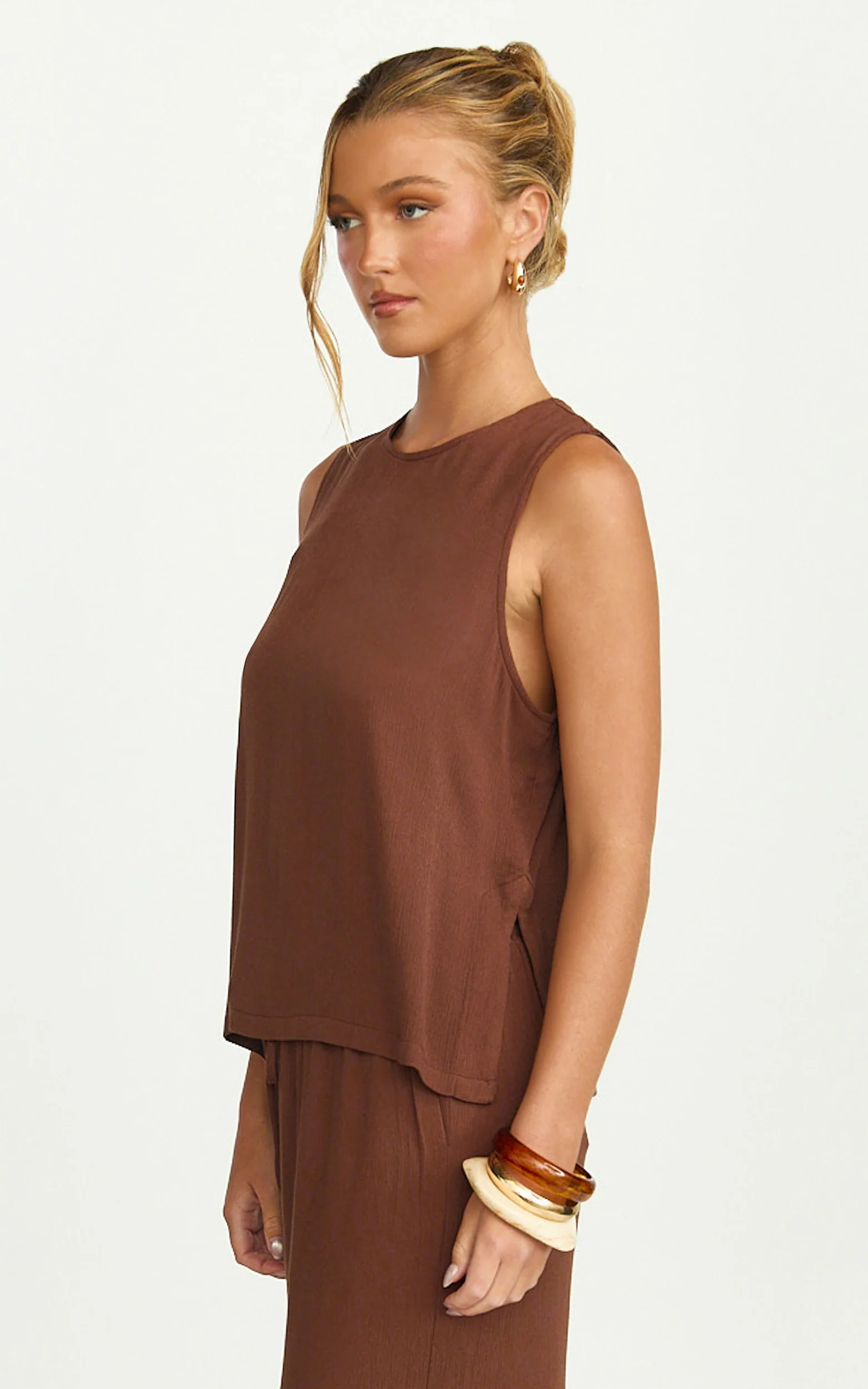 Makenna Top - Crinkle Shell Top in Chocolate - Image 4