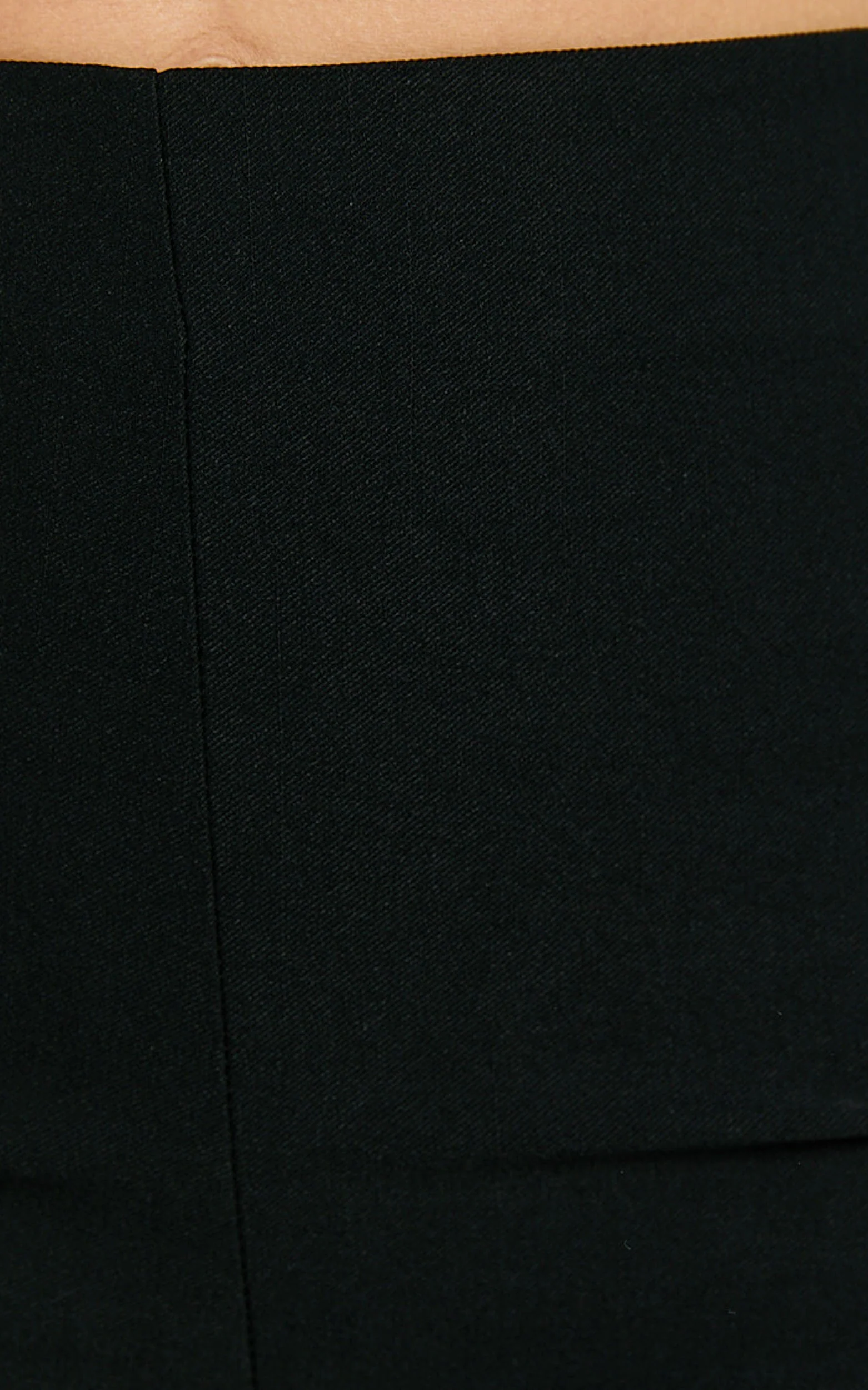 Melenda Pants - Tailored Side Split Capri Pants in Black - Image 8