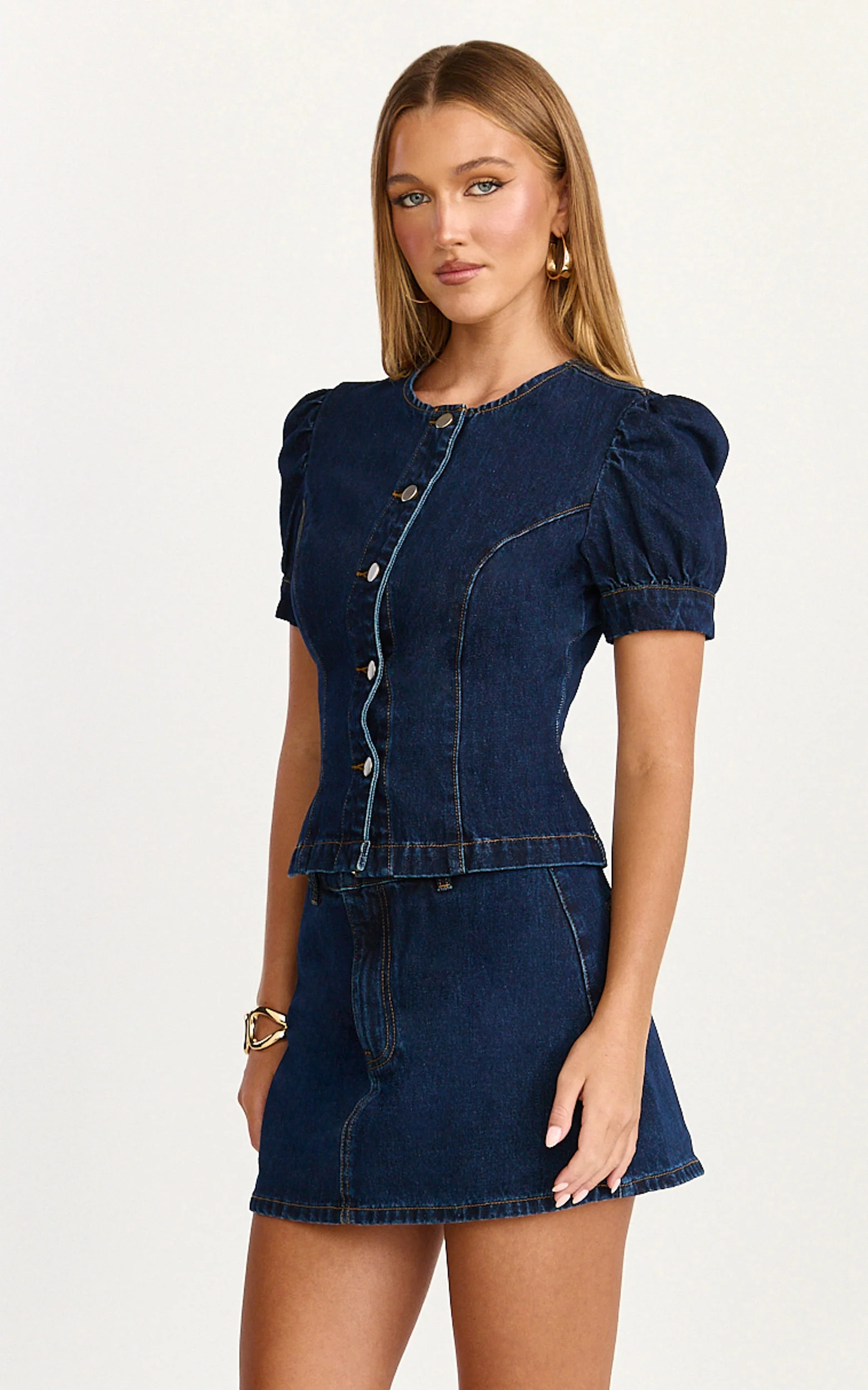 Sophie Top - Puff Sleeve Button Down Denim Top in Indigo - Image 4