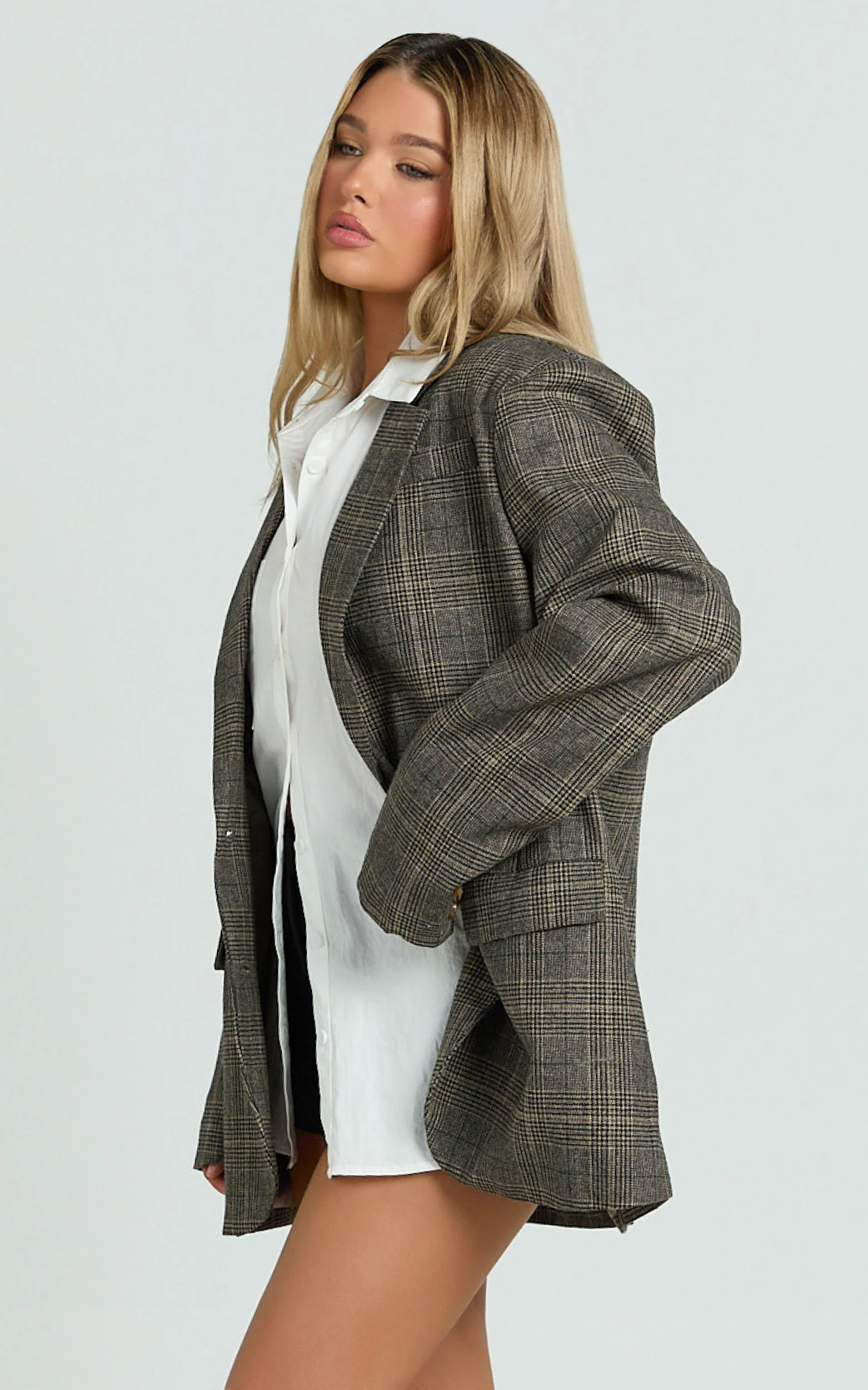 Vivi Blazer - Single Breasted Oversized Check Blazer in Dark Brown - Image 5