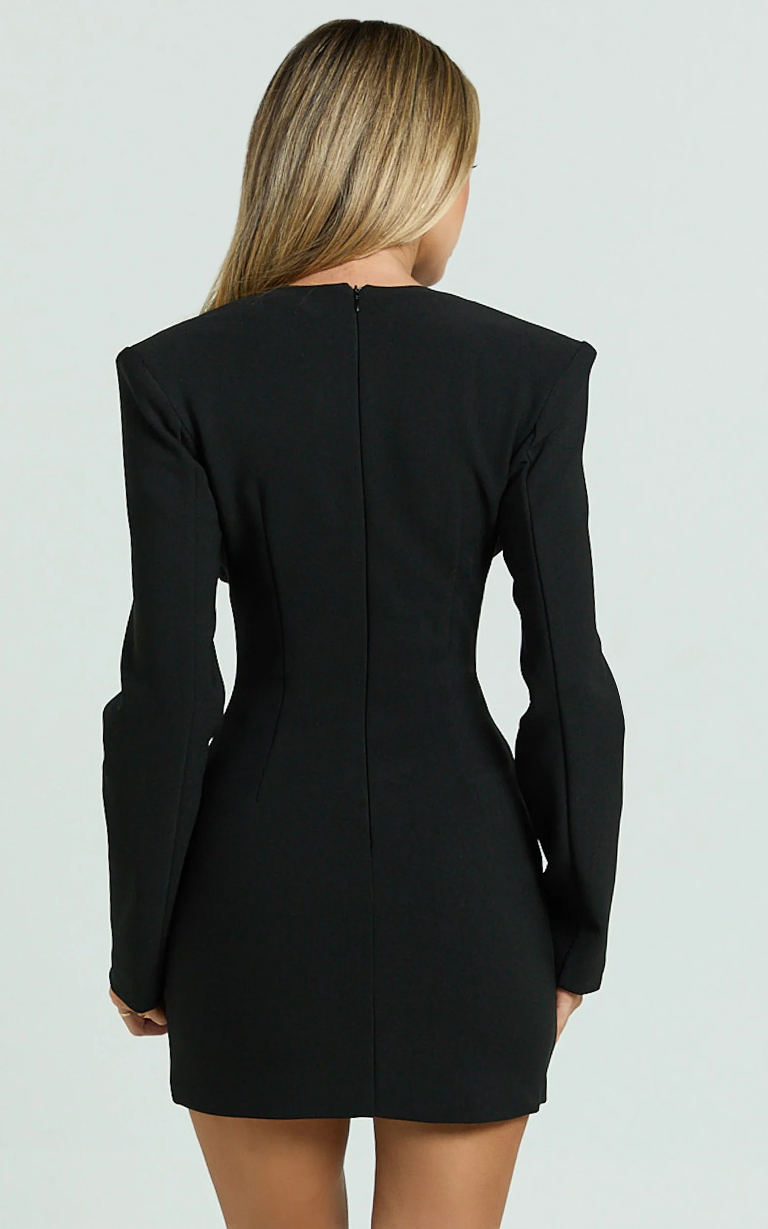 Zyla Mini Dress - Wide Shoulder Sweetheart Neck Fitted Dress in Black - Image 8